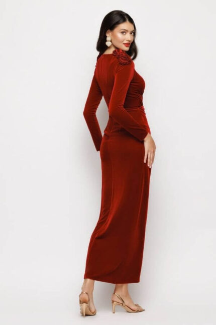 rochie de seară catifea roșie cambrată